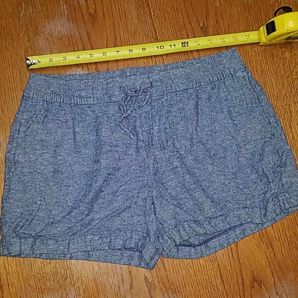 Old Navy Linen blend chambray shorts